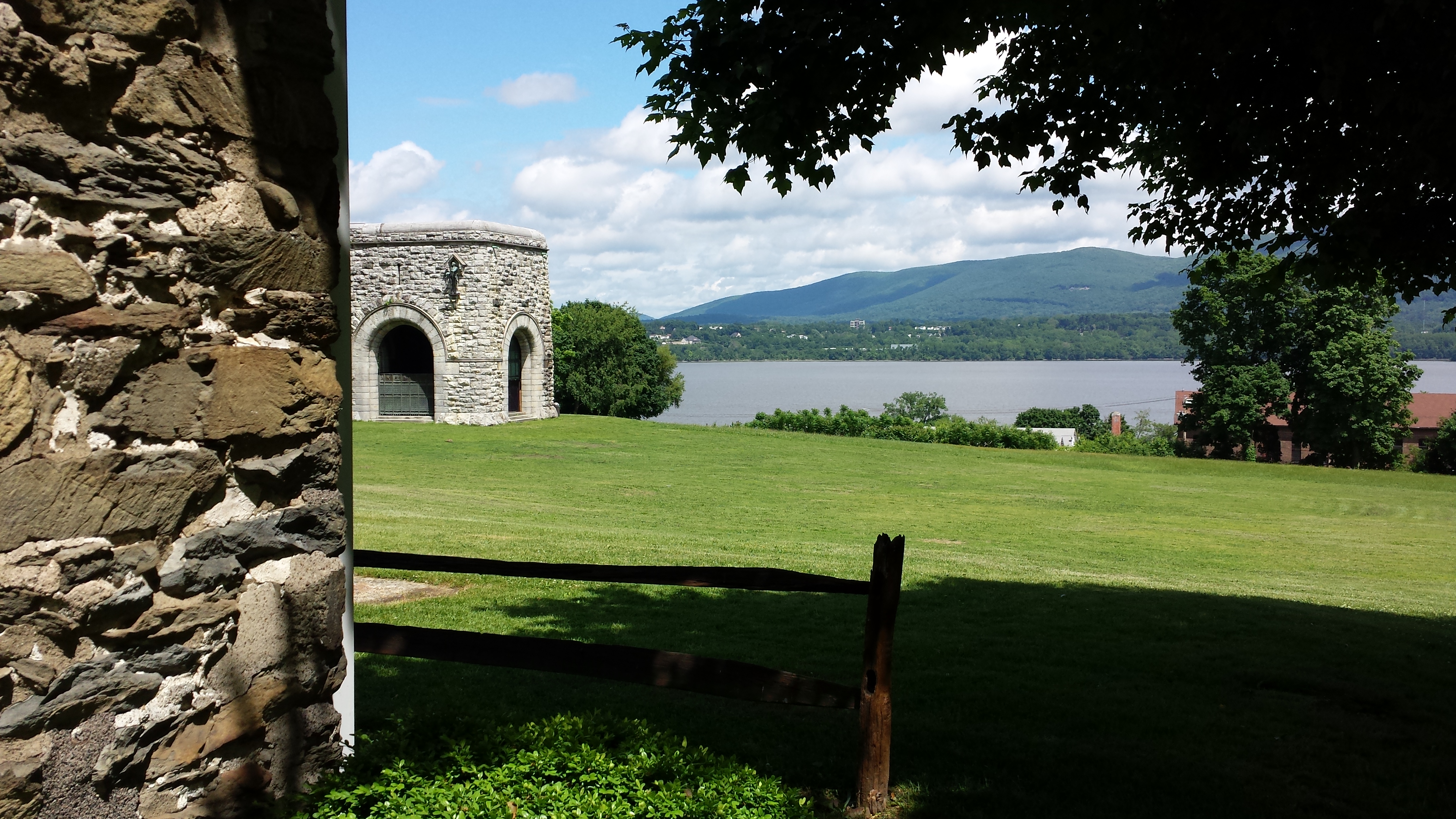 Newburgh and New ‘Burbs